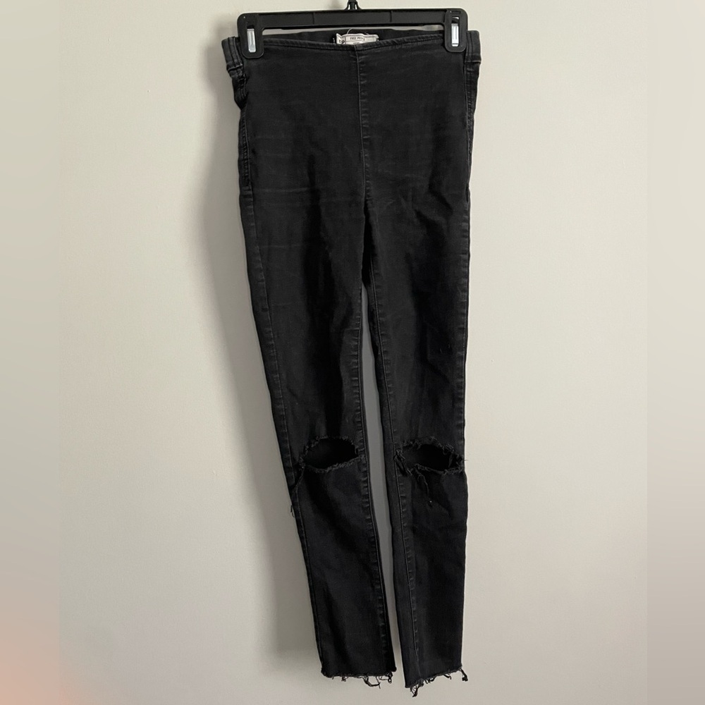Free People Easy Goes It Raw Hem Split Knee Black Elastic Waist Jeggings